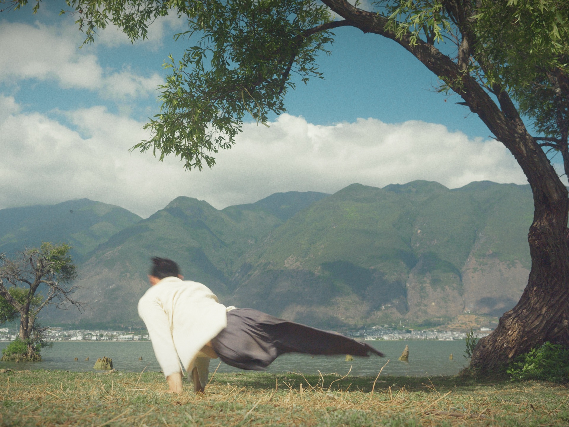 Photograph by Milo An, 7